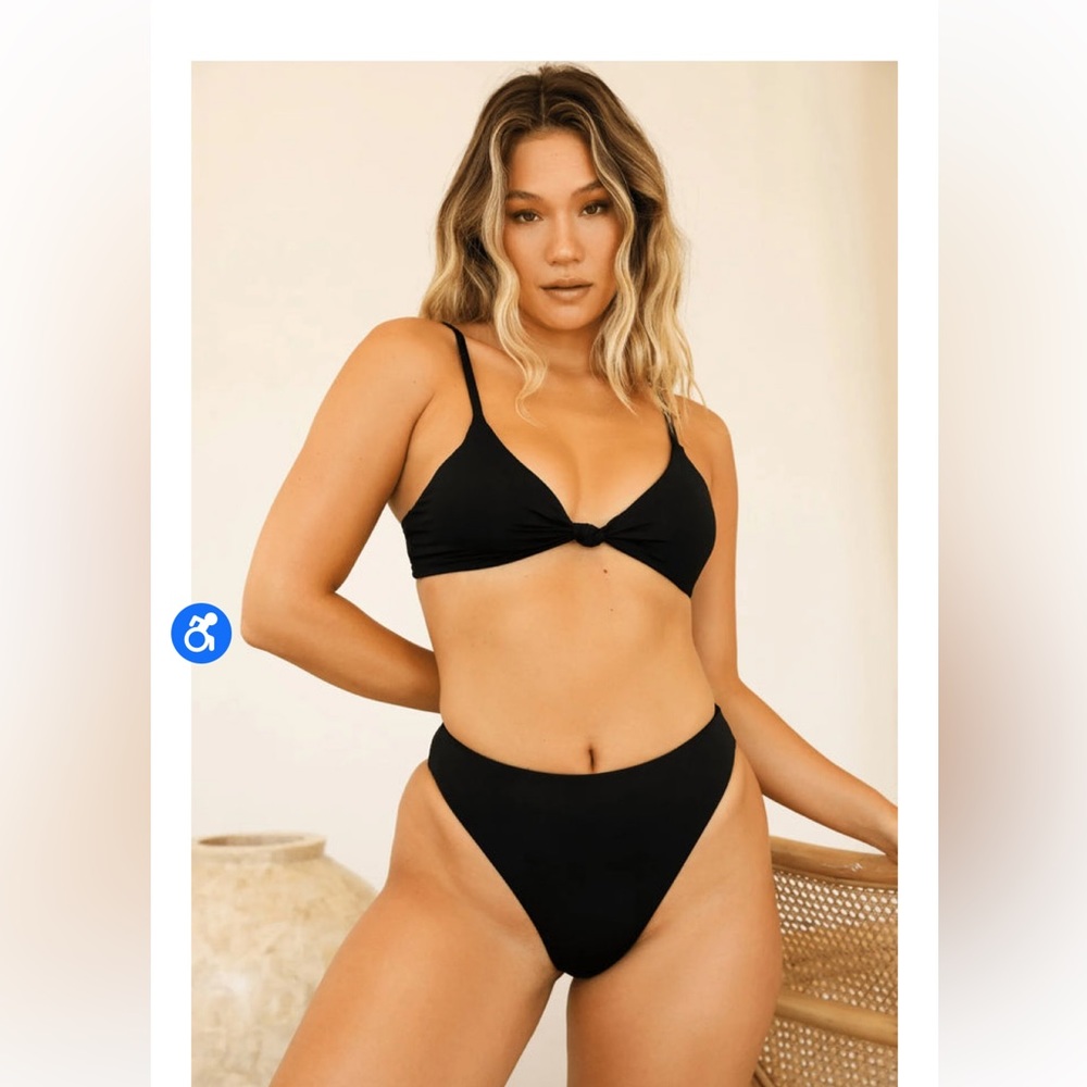 Black Dippin daisys swimsuit